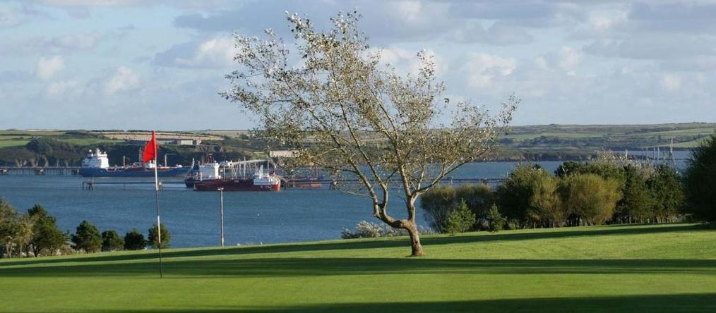 Sea View Luxury 5 Star Cottage Near Milford Marina Milford Haven Bagian luar foto
