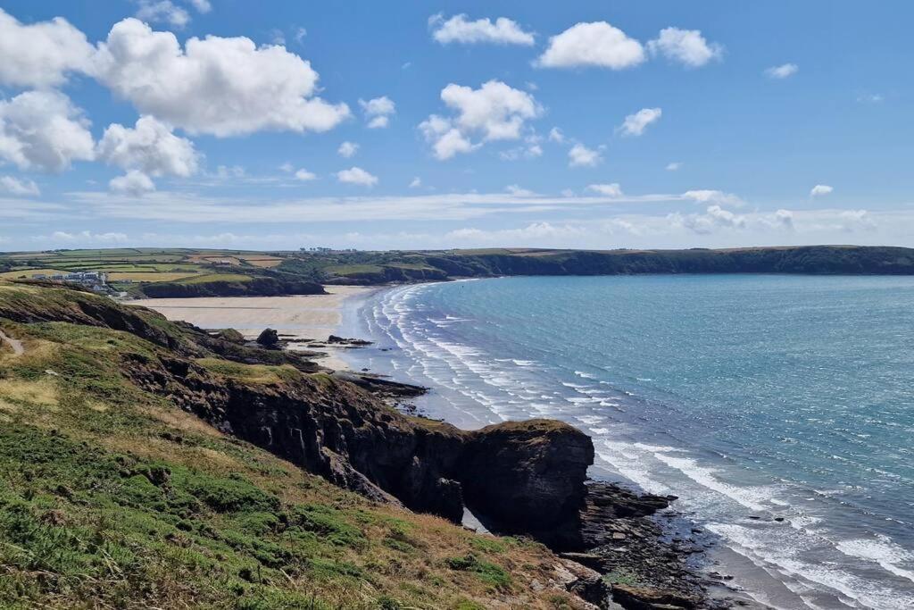 Sea View Luxury 5 Star Cottage Near Milford Marina Milford Haven Bagian luar foto
